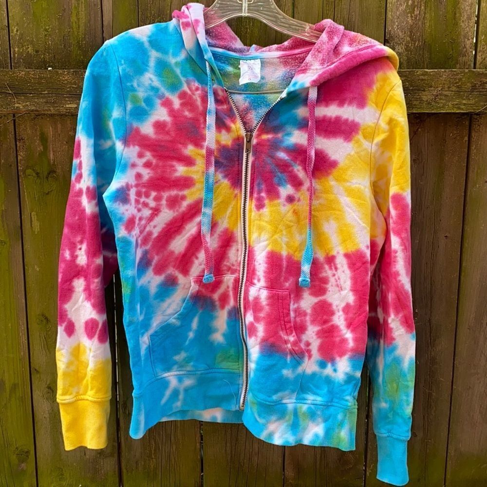 No Boundaries Tye dye hoodie sz. S
